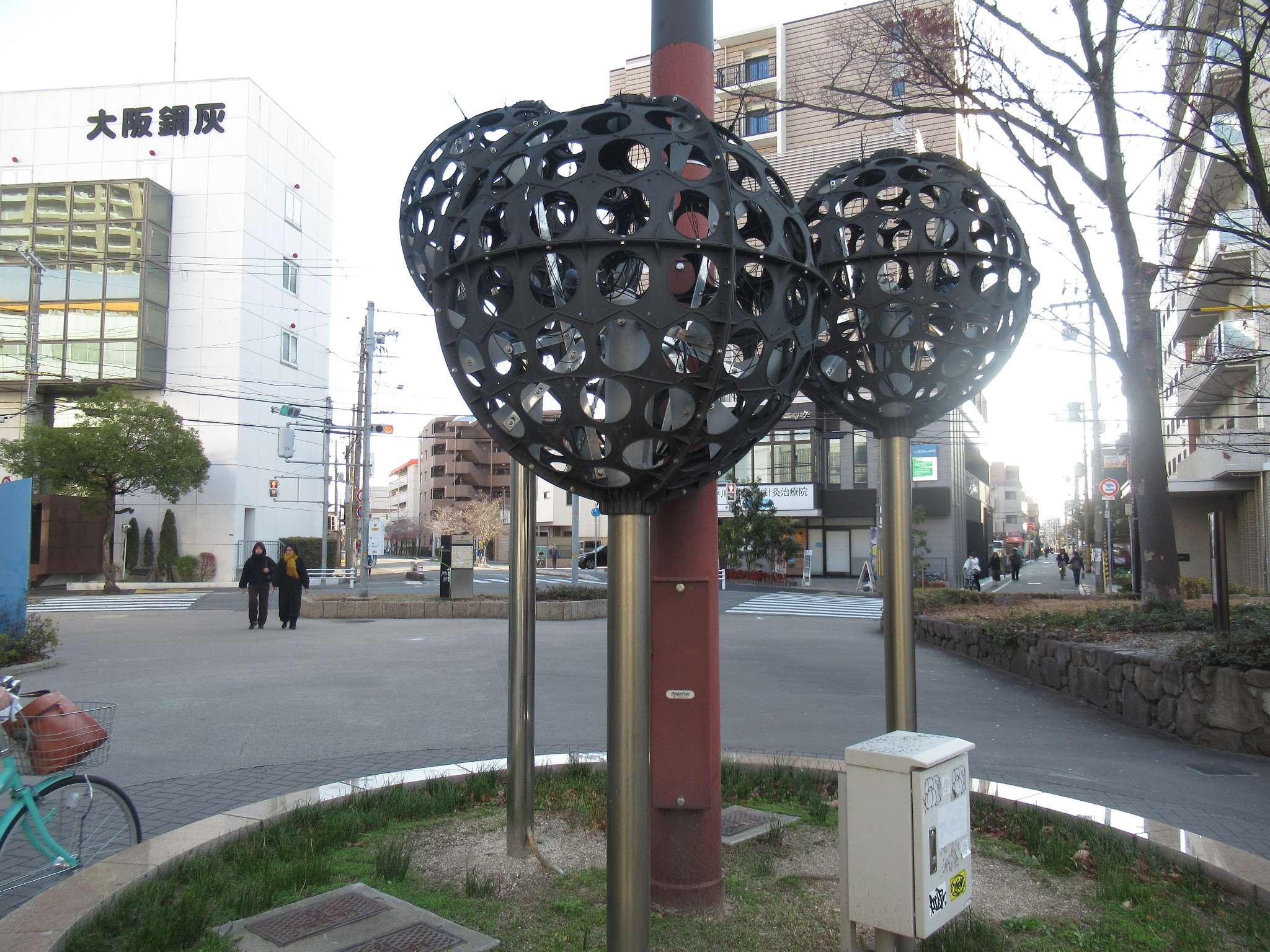 モニュメント？@JR尼崎駅