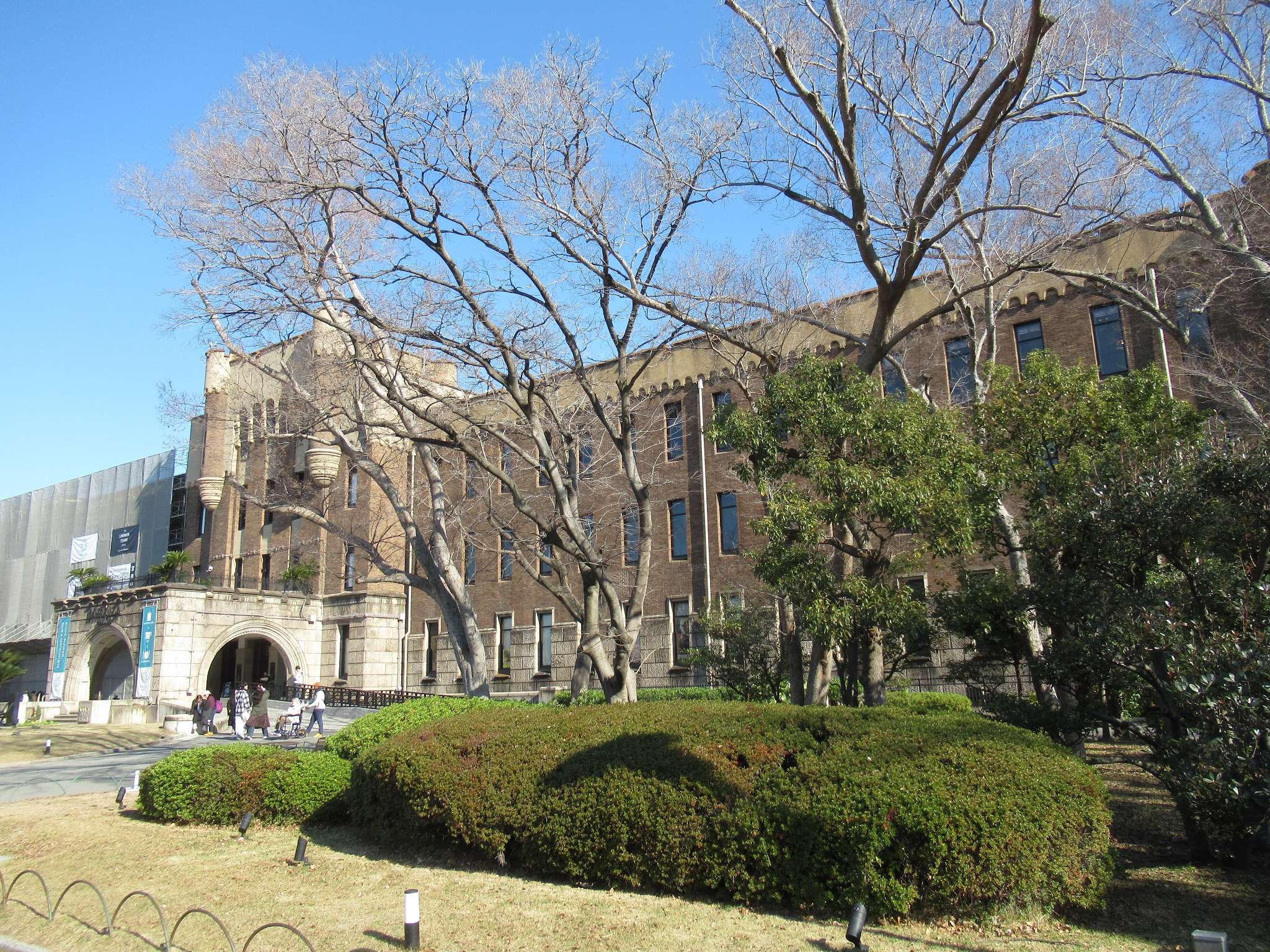 天守閣前広場(大阪城公園)