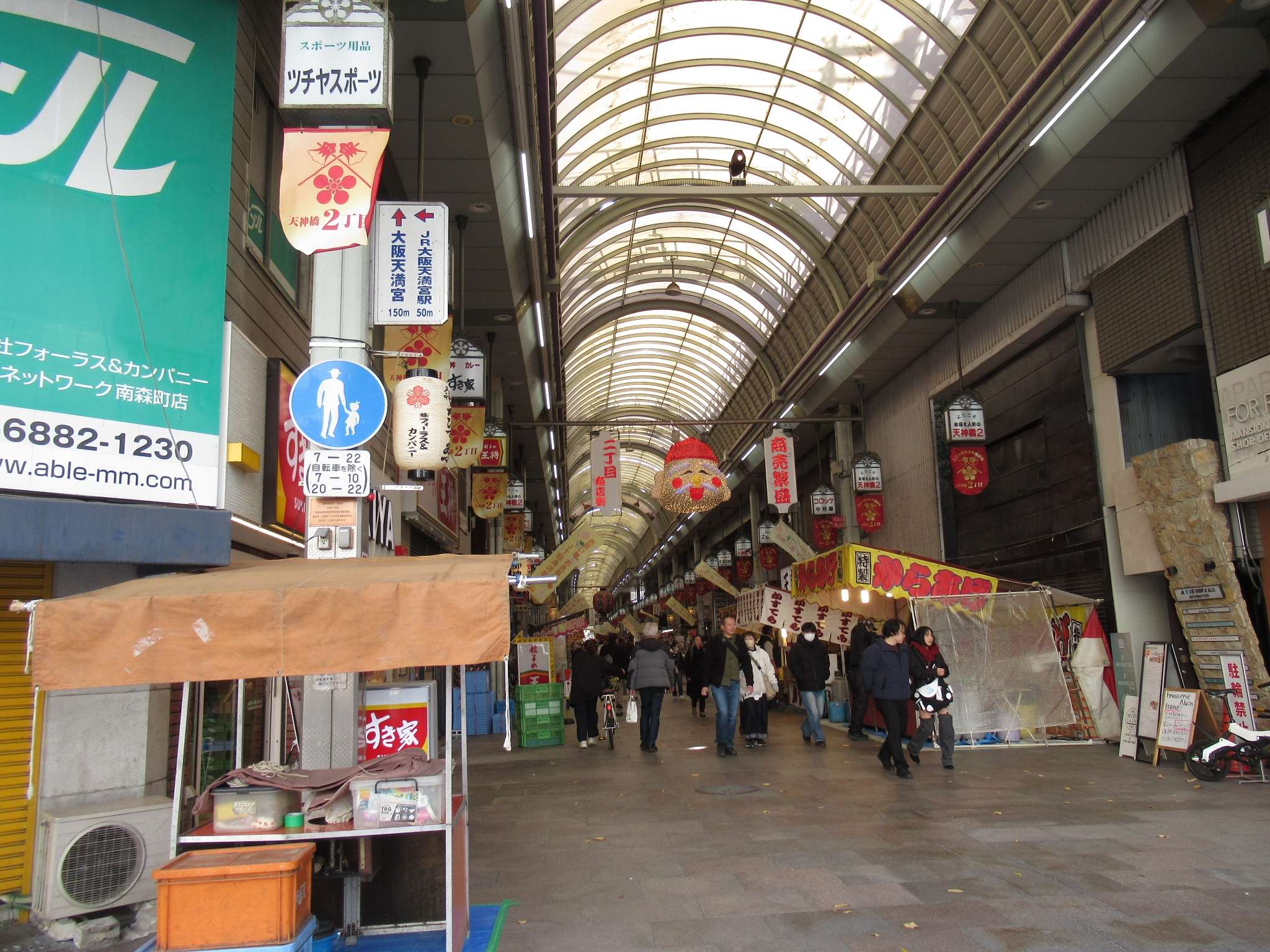 御迎人形@天神橋筋商店街