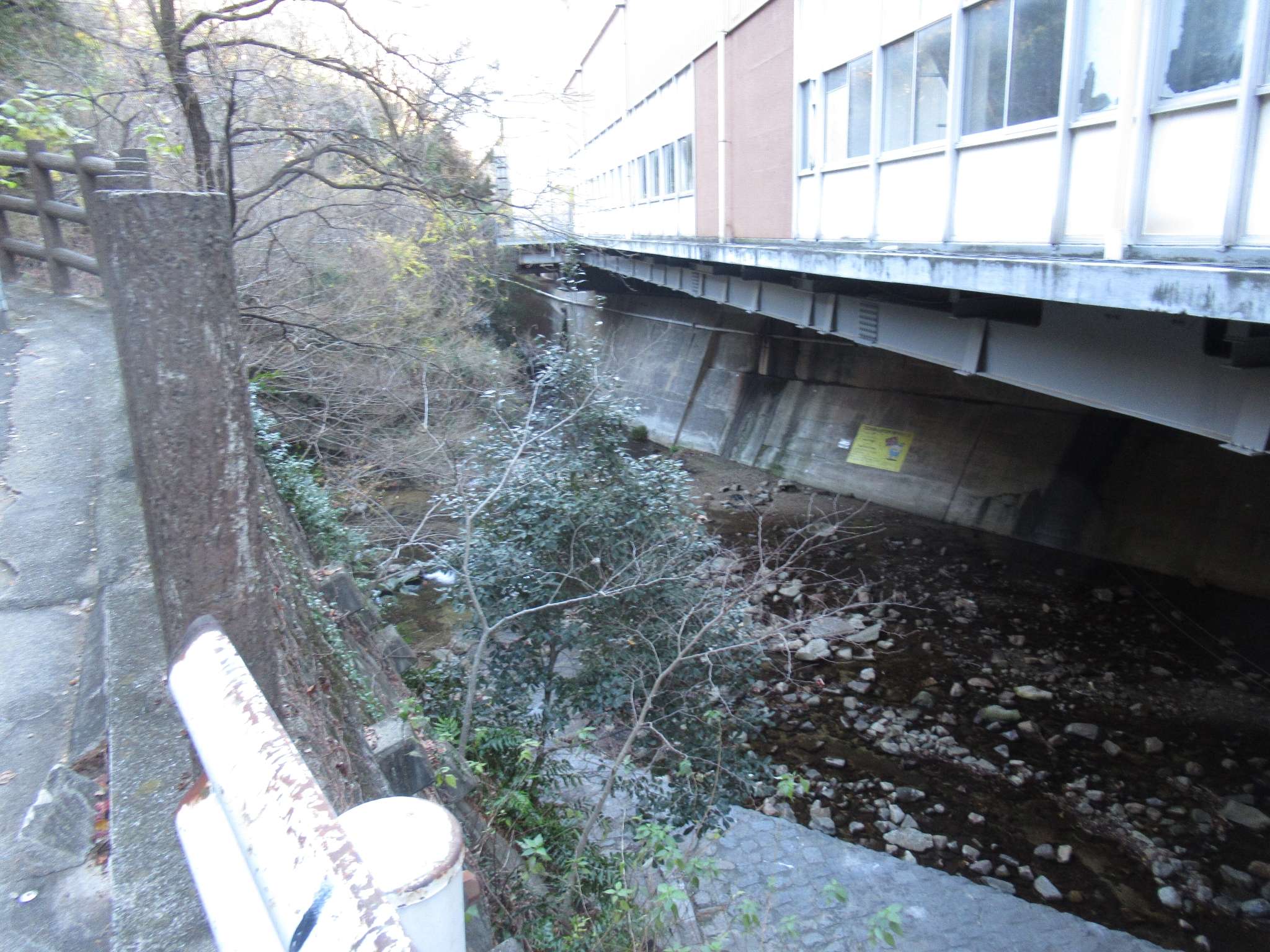 河川広場@新神戸駅