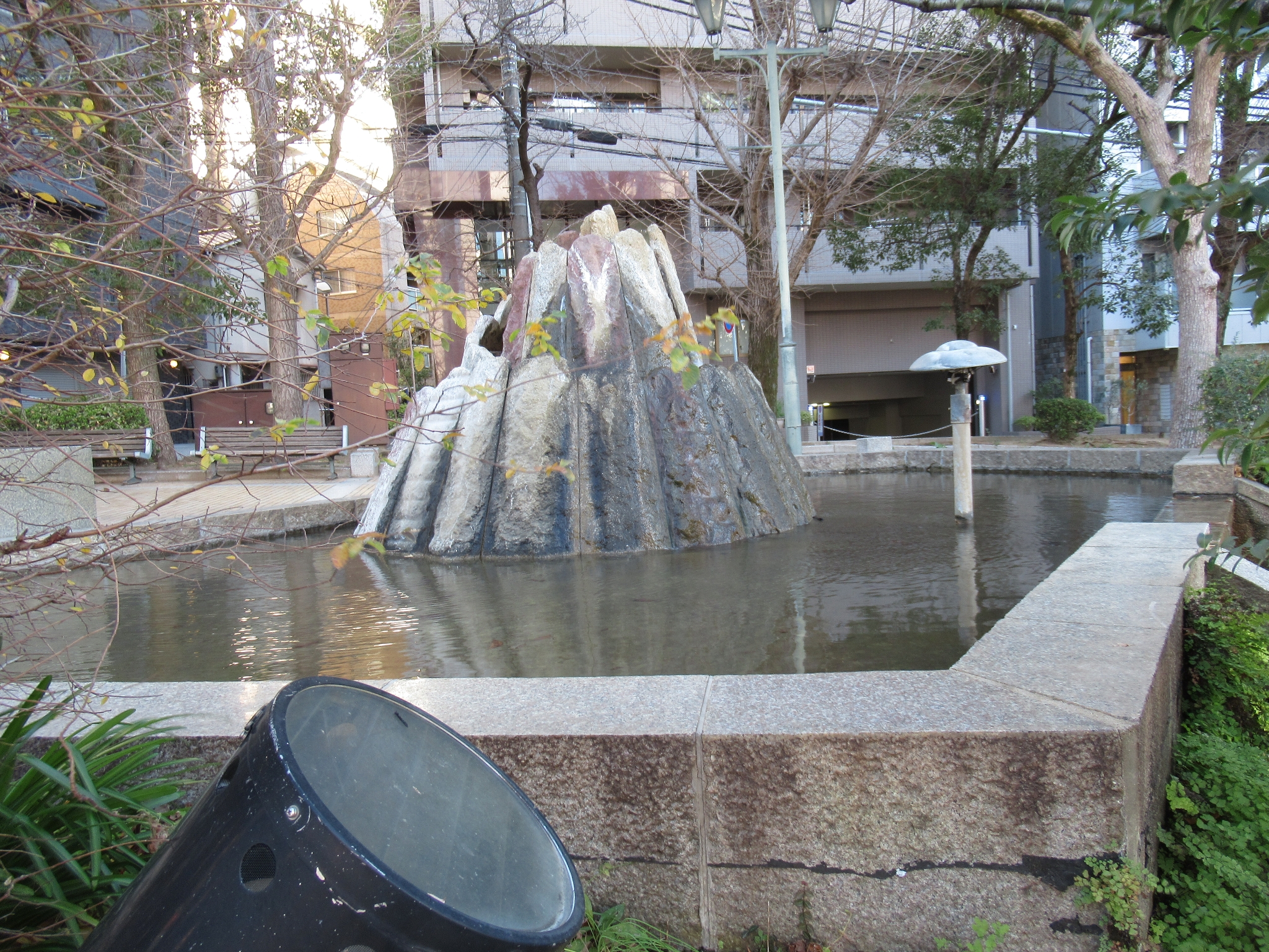 ふれあいの泉@生田川公園