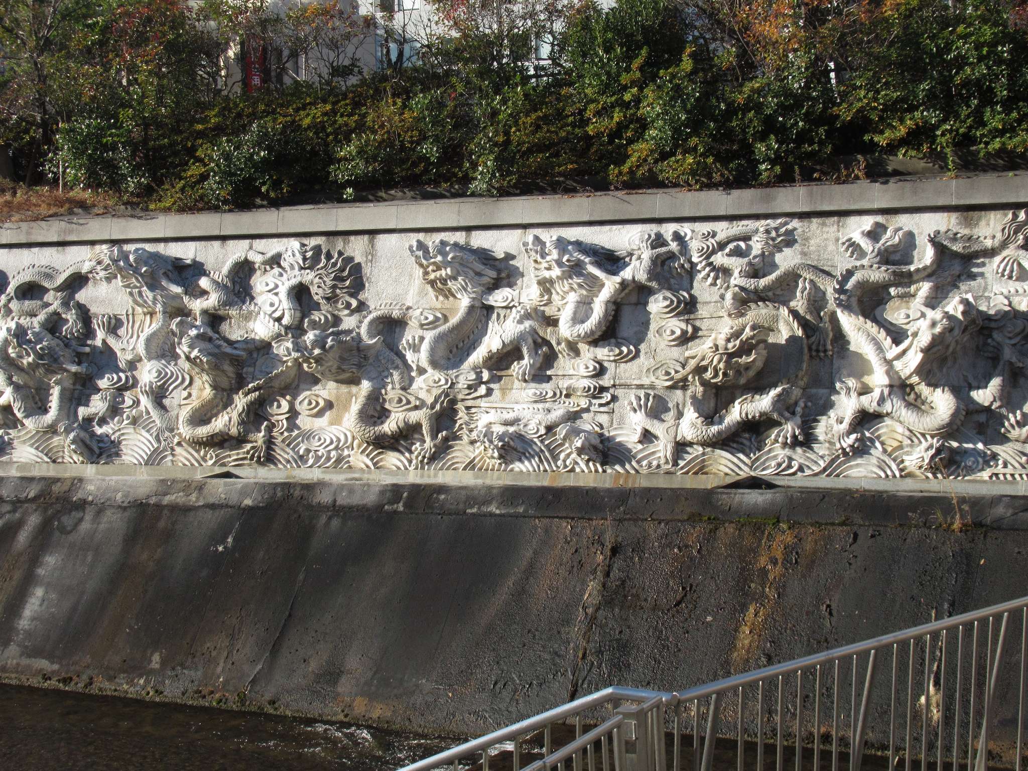 百龍嬉水@生田川公園