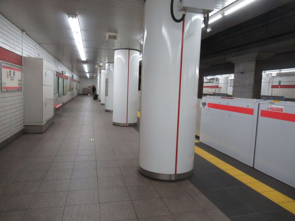 宝町駅(都営地下鉄)