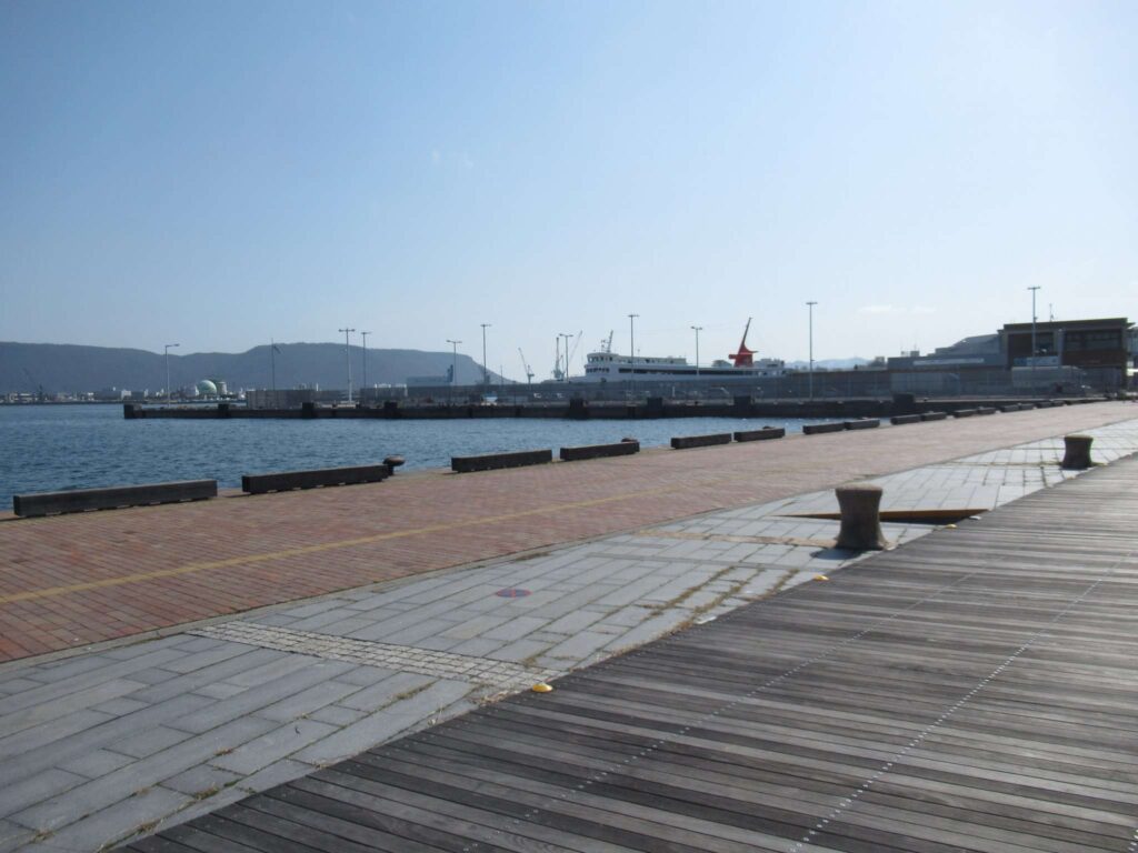 サンポート高松(高松市)