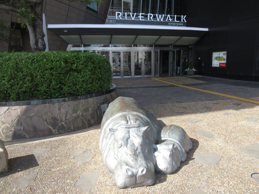 カバ親子@リバーウォーク北九州