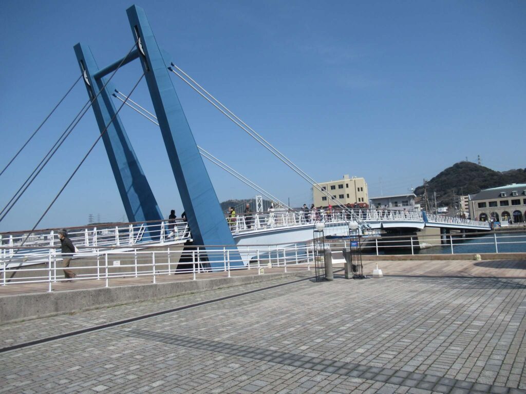 ブルーウィングもじ@門司港レトロ