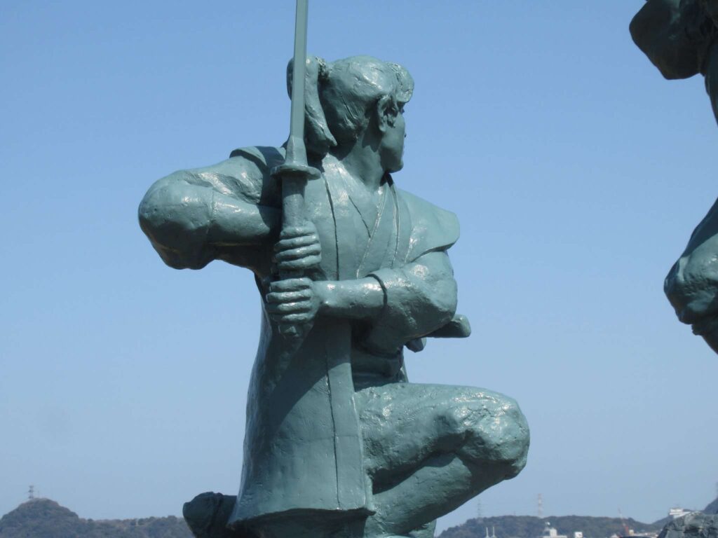 武蔵と小次郎像@巌流島
