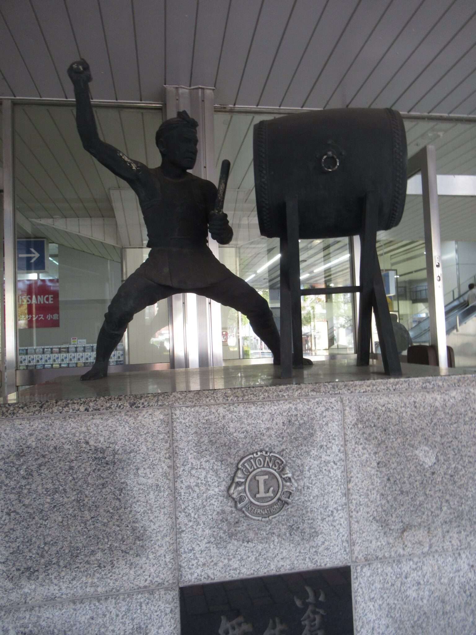 無法松像@小倉駅