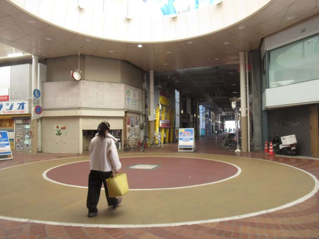 サーカスドーム@表町商店街