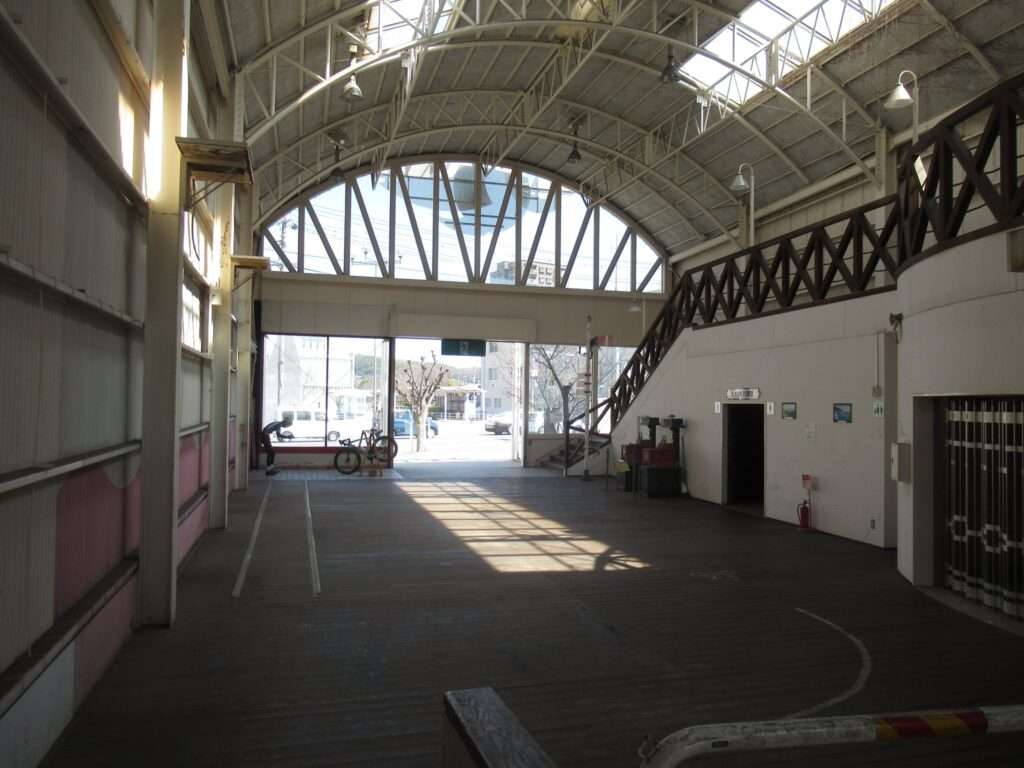 下津井電鉄児島駅跡(倉敷市)