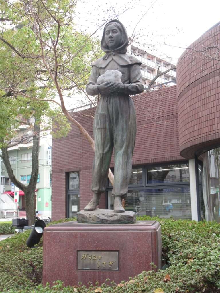 ガラスのうさぎ@呉市中央図書館