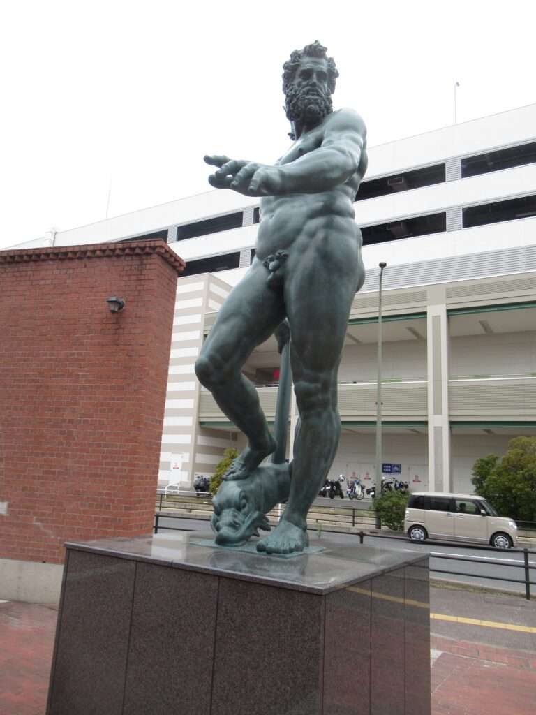 ネプチューン像@大和ミュージアム