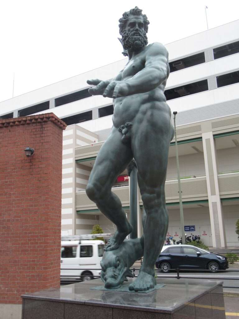 ネプチューン像@大和ミュージアム