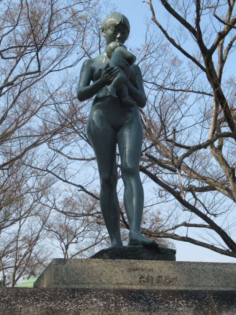 平和の像@石山公園