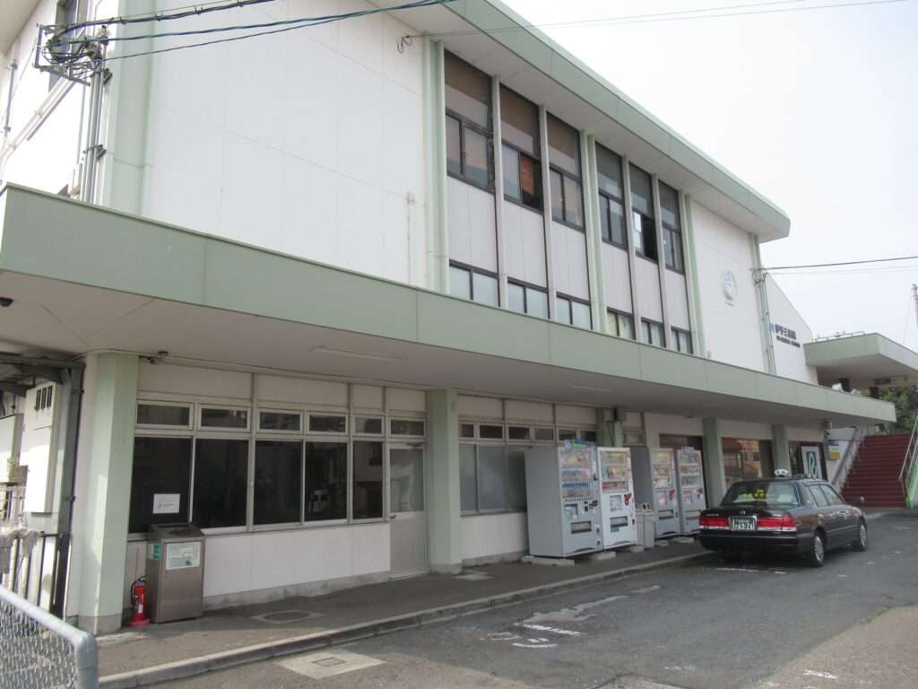 伊予三島駅(JR四国)