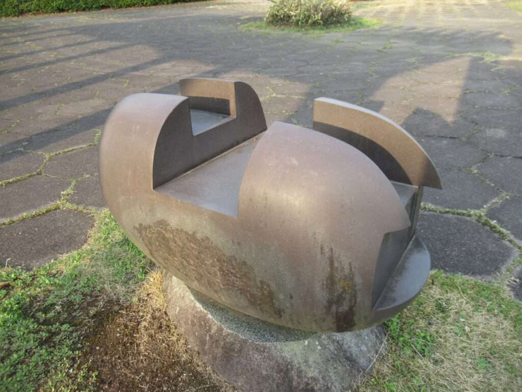 カットされた卵@眉山公園