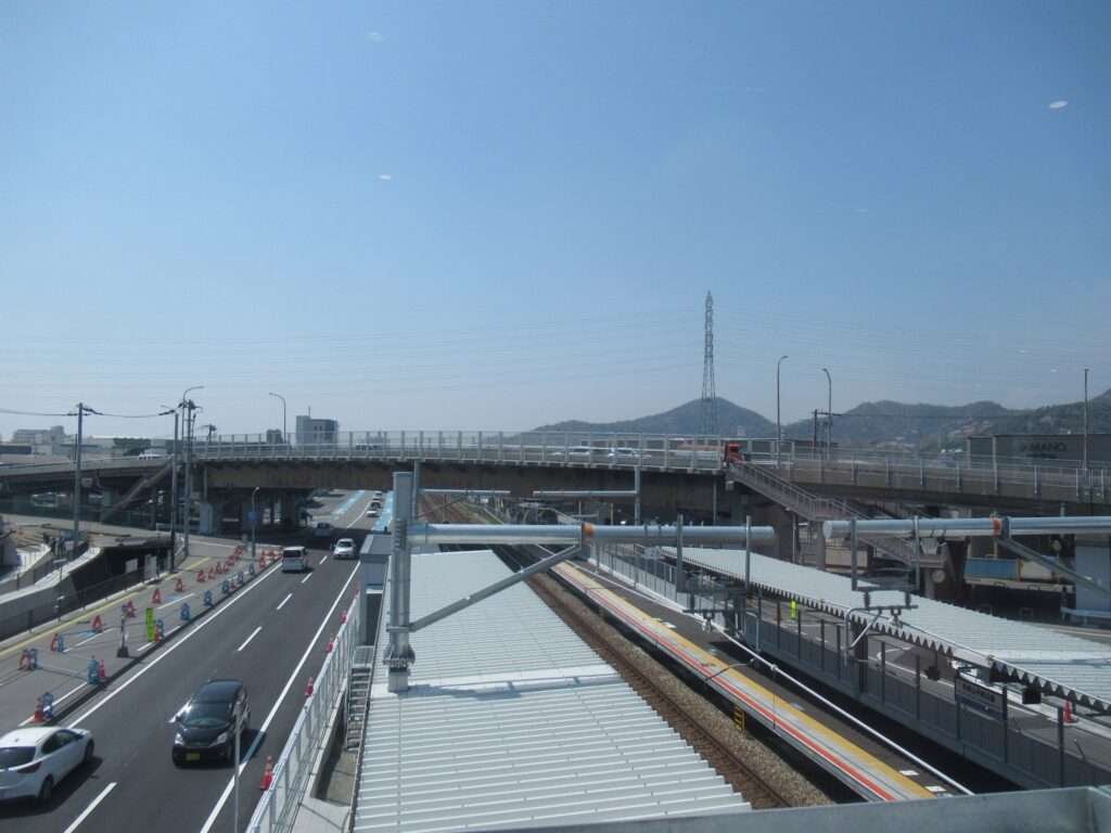 手柄山平和公園駅(JR西日本)