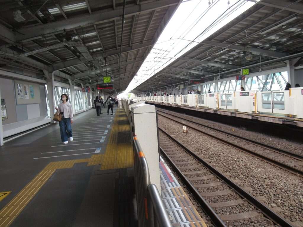 都立大学駅(東急電鉄)