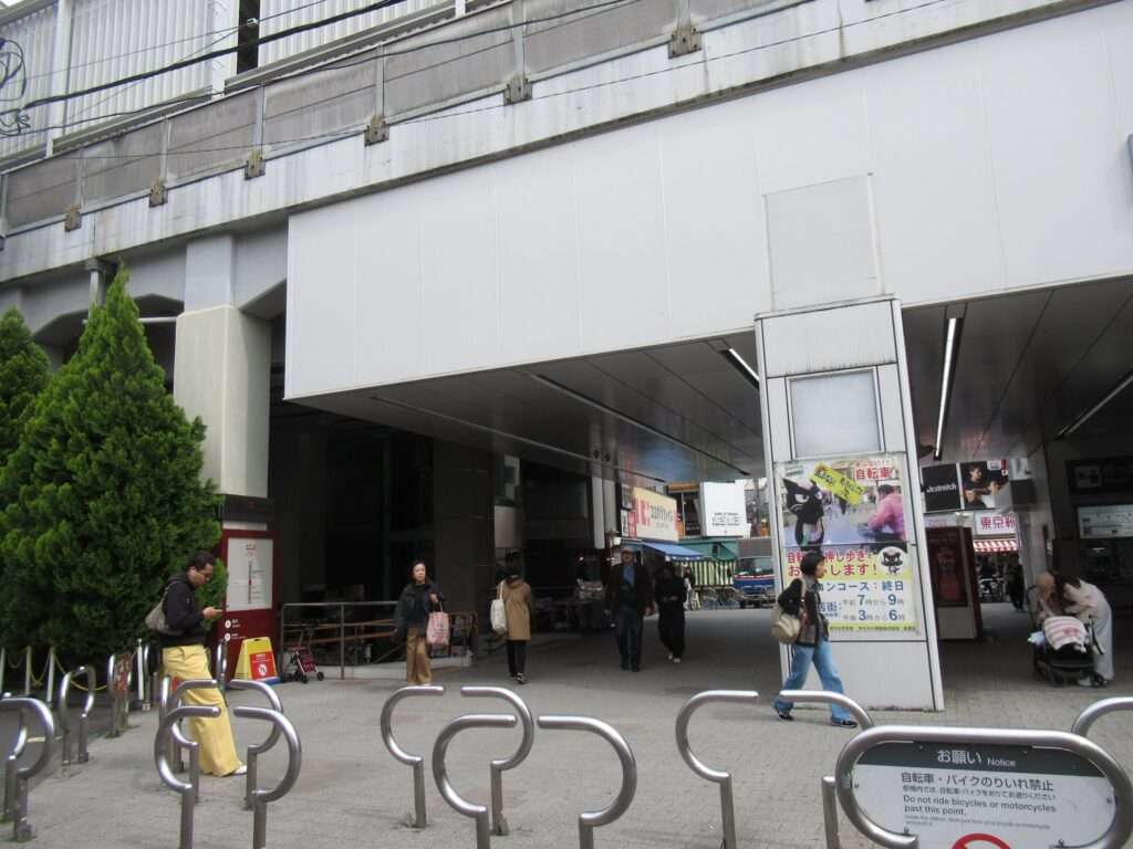 学芸大学駅(東急電鉄)