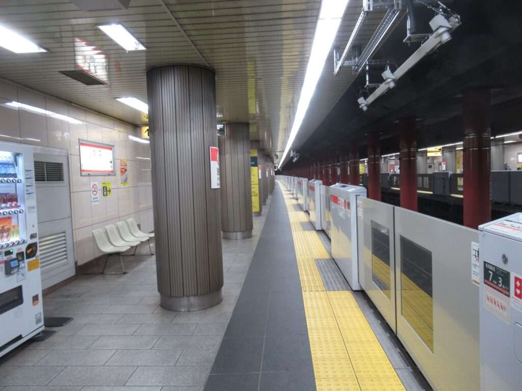 浅草駅(都営地下鉄)