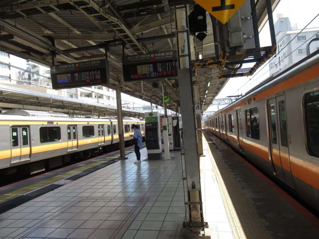 三鷹駅(JR東日本)