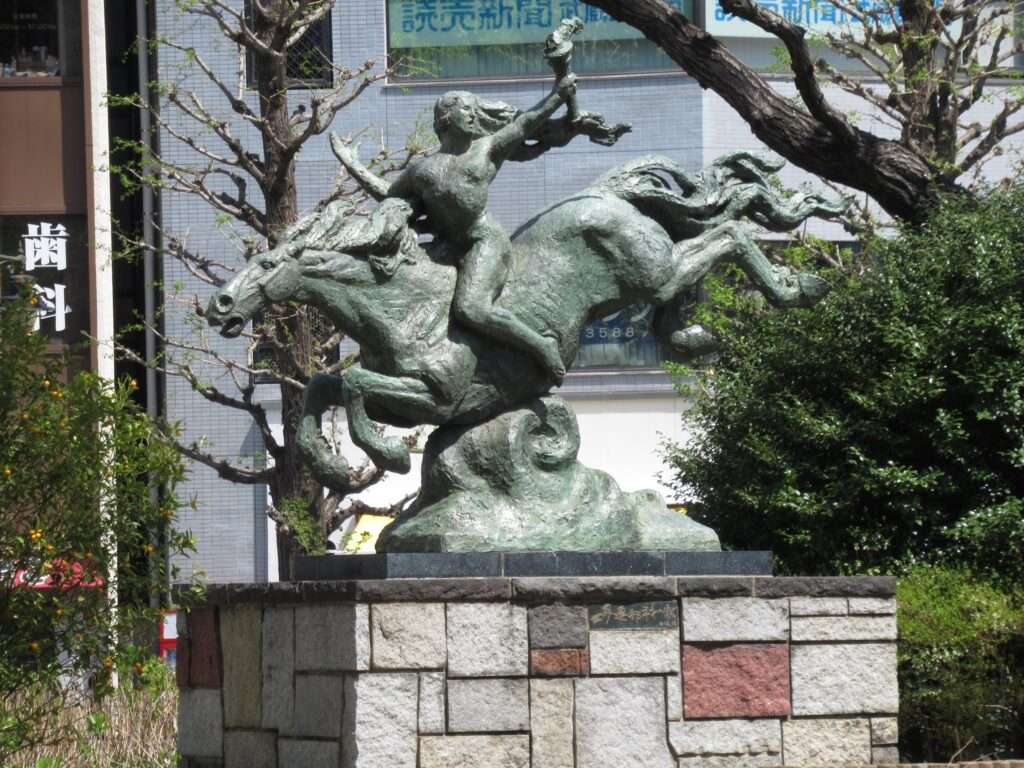 世界連邦平和の像@三鷹駅