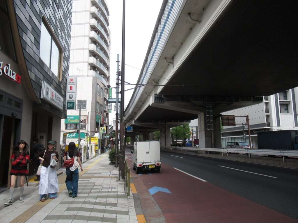 駒沢大学駅(東急電鉄)