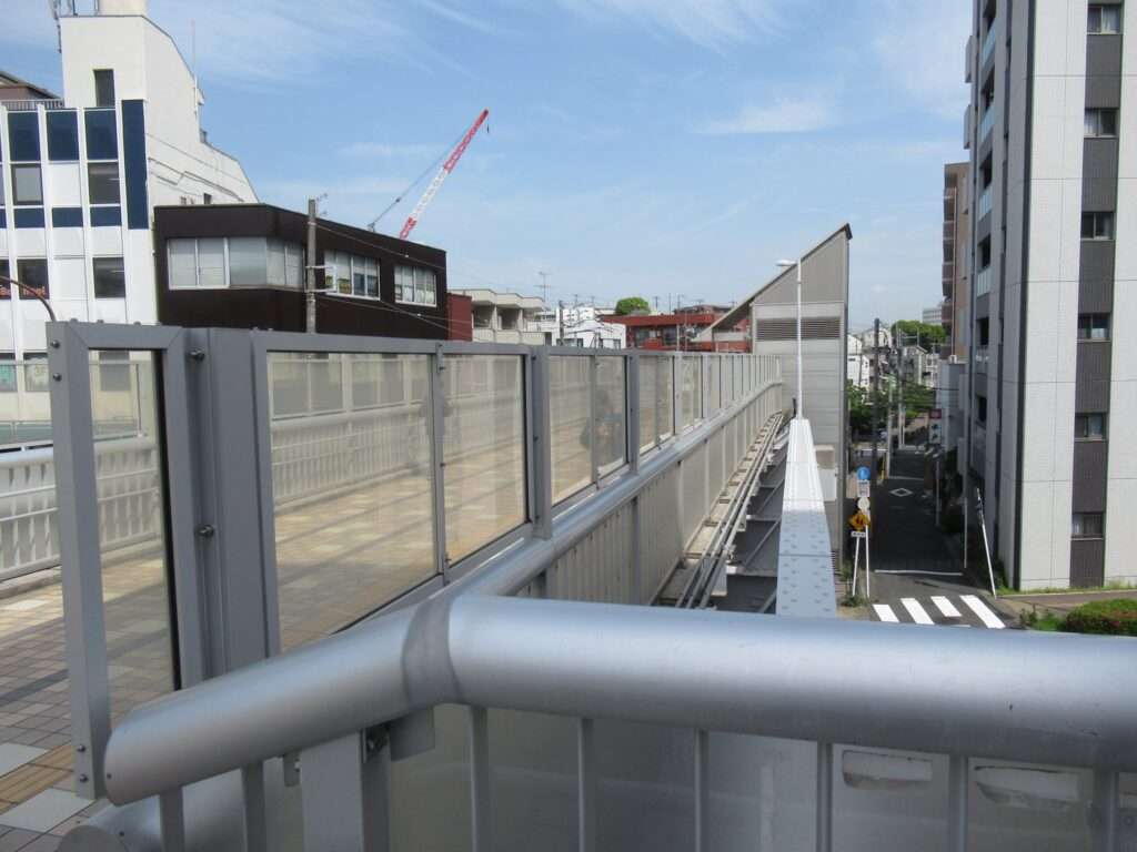 東横フラワー緑道@反町駅