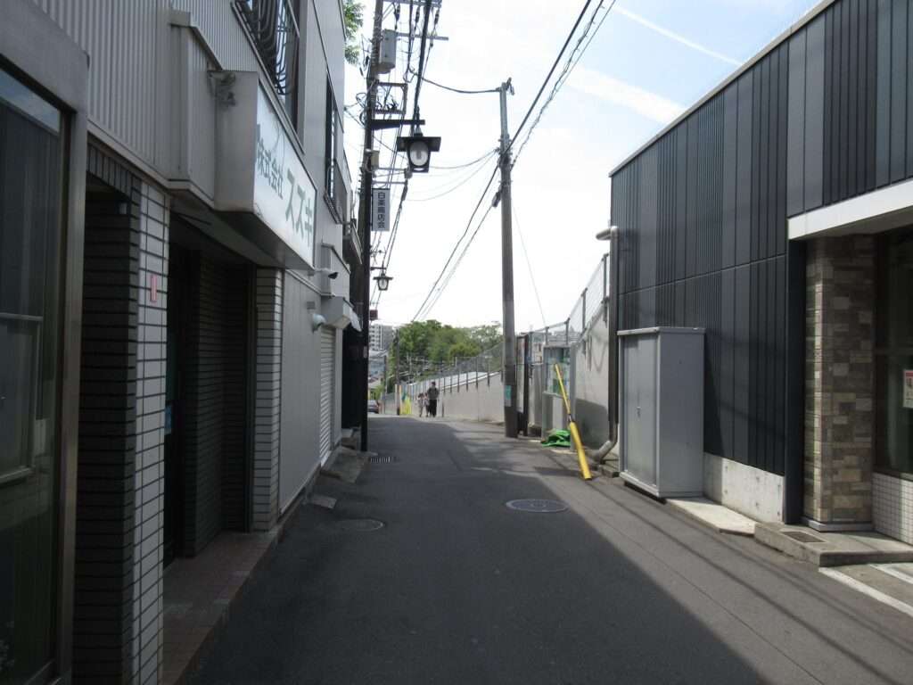 白楽駅(東急電鉄)