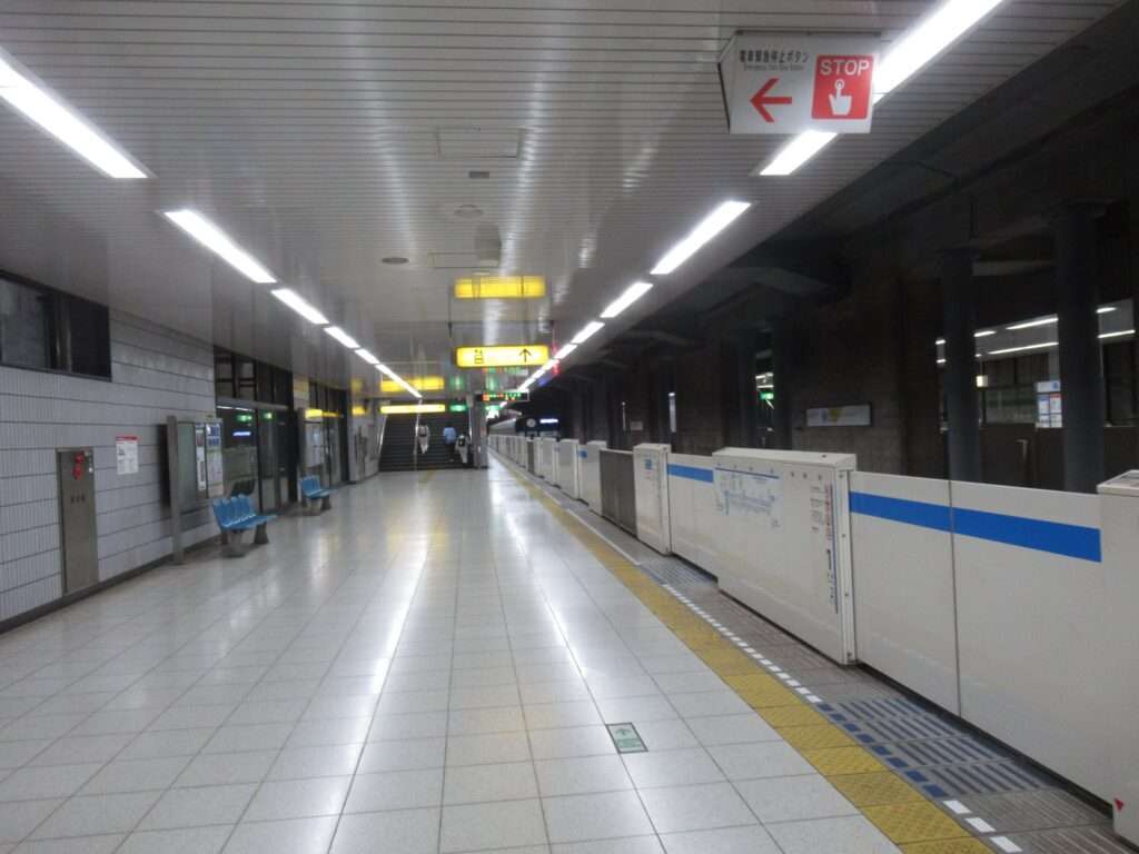 中川駅(横浜市営地下鉄)
