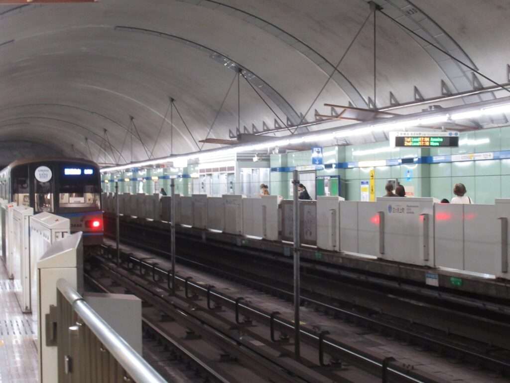 三ッ沢上町駅(横浜市営地下鉄)