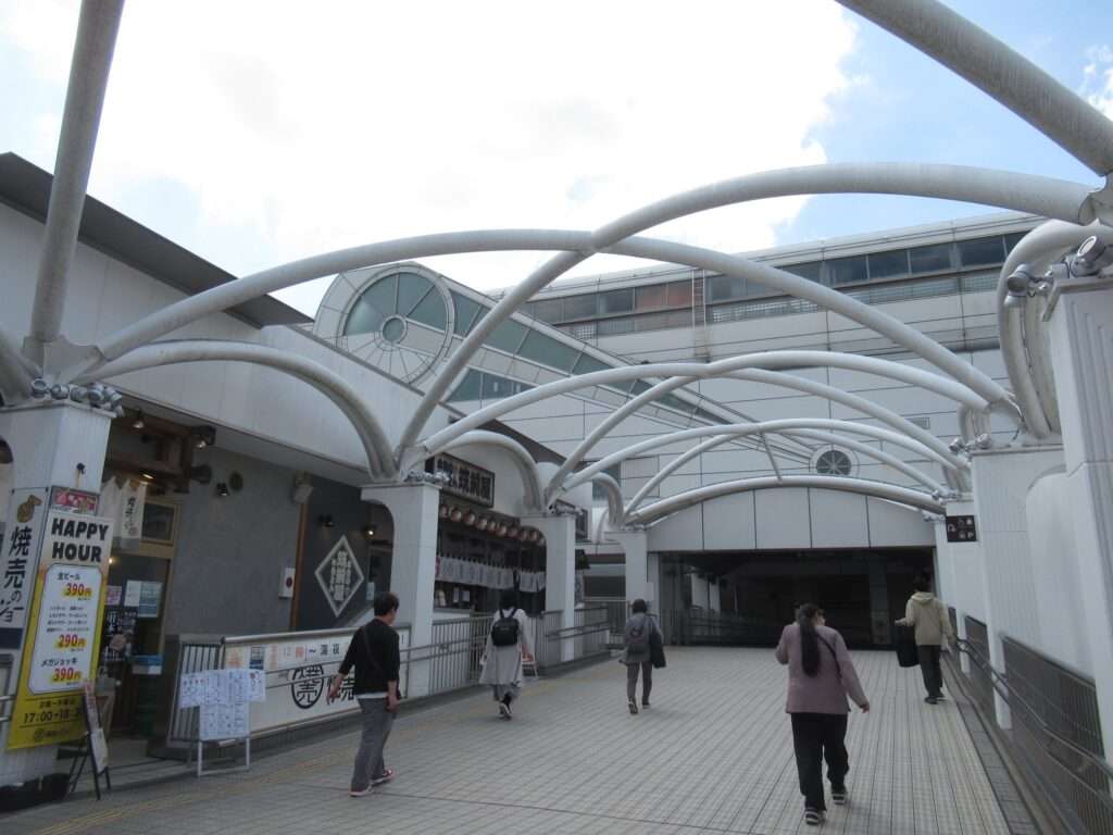 多摩センター駅(多摩都市モノレール)