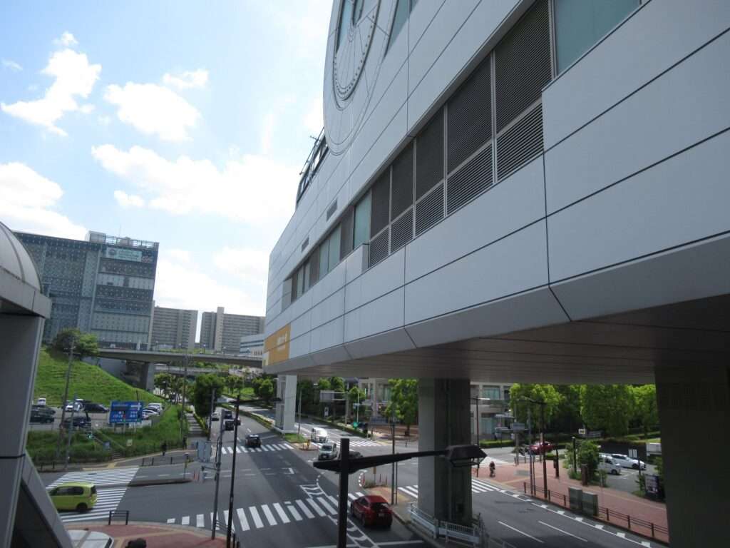 多摩センター駅(多摩都市モノレール)