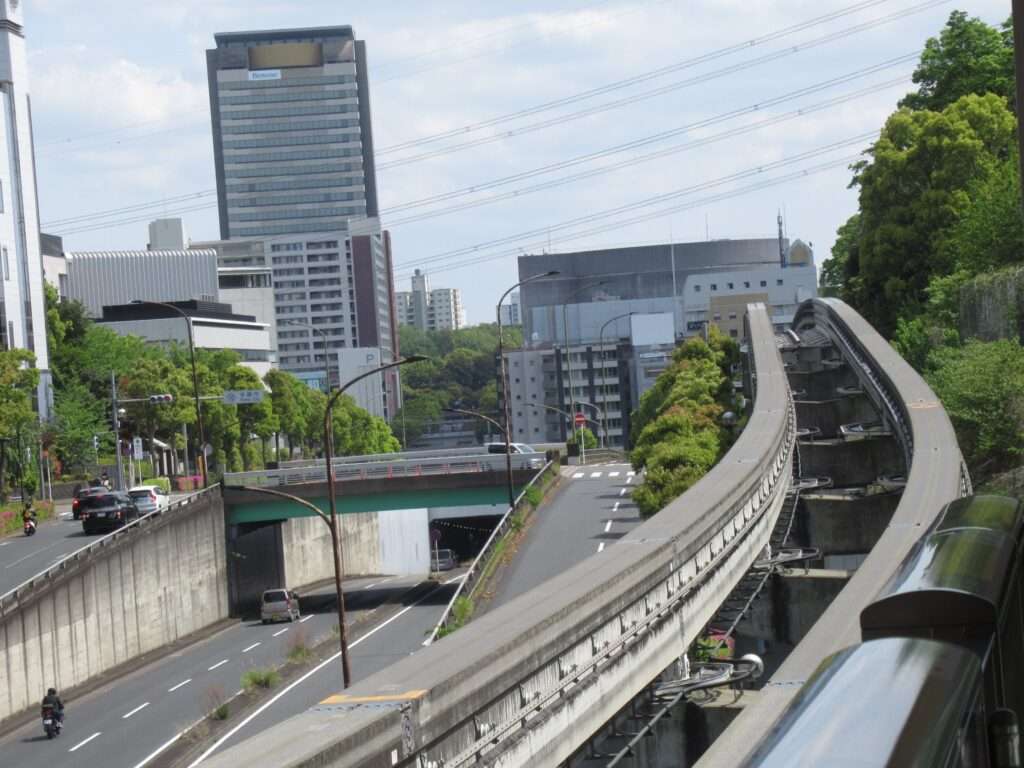松が谷駅(多摩都市モノレール)