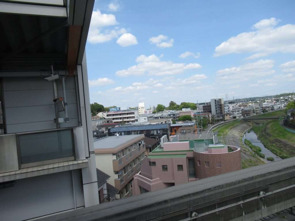 大塚・帝京大学駅(多摩都市モノレール)
