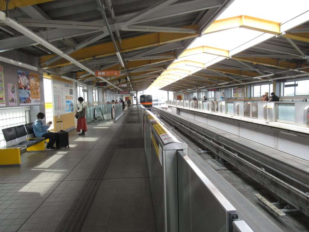 万願寺駅(多摩都市モノレール)