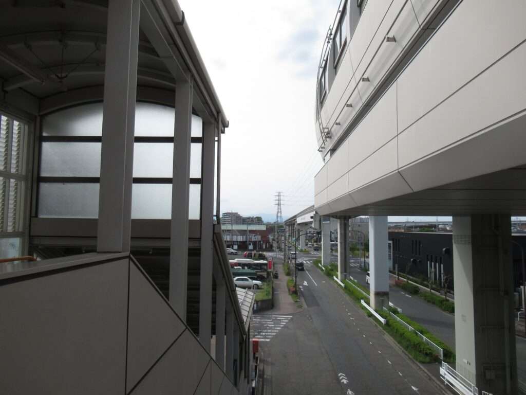 甲州街道駅(多摩都市モノレール)