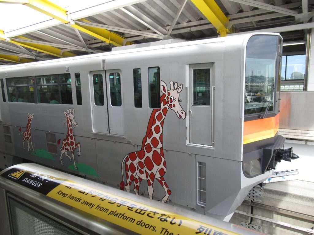 柴崎体育館駅(多摩都市モノレール)