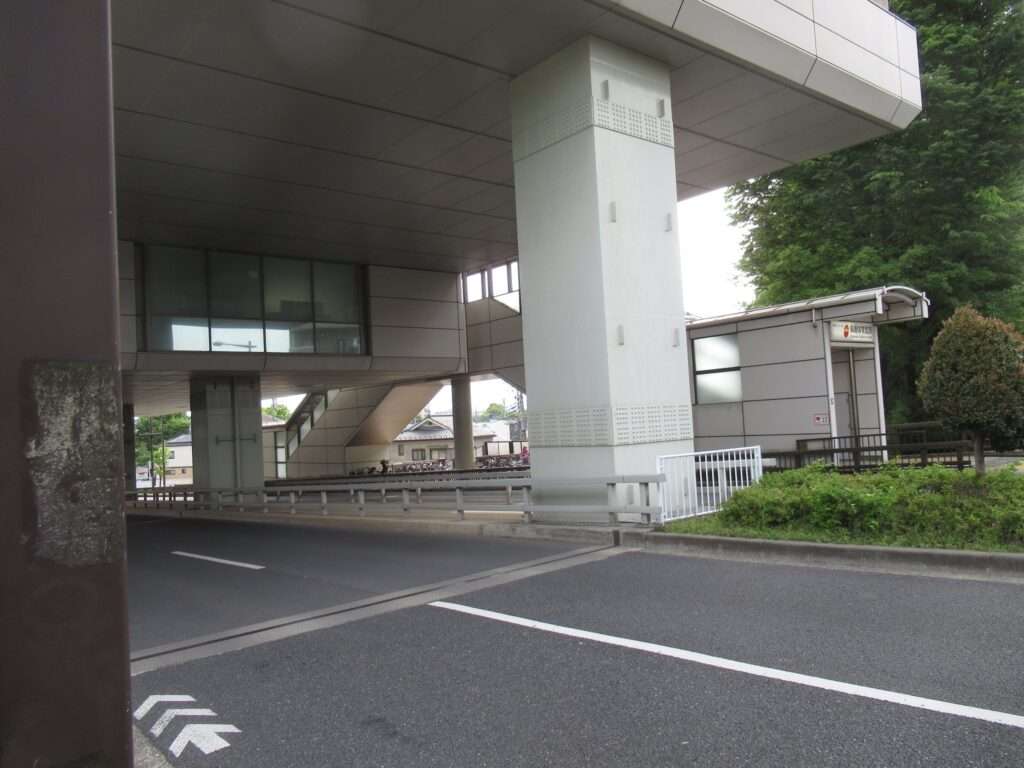 柴崎体育館駅(多摩都市モノレール)