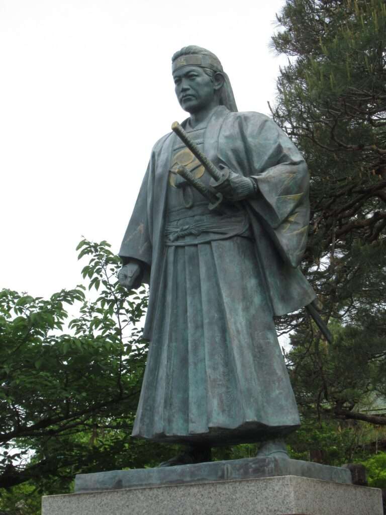 土方歳三像@高幡不動尊
