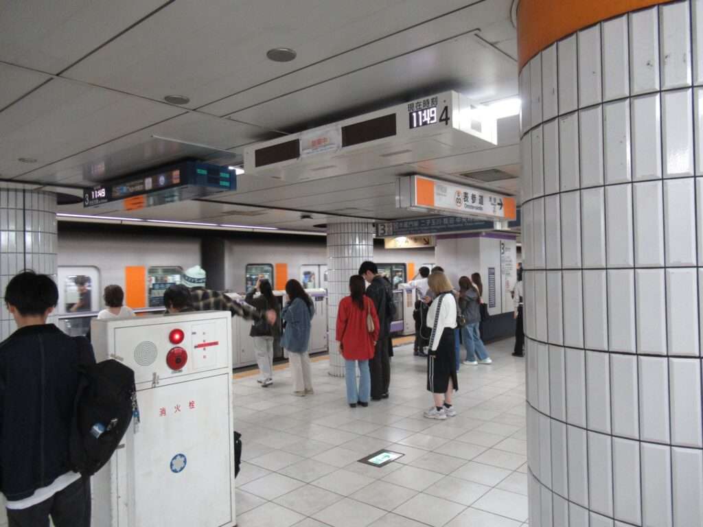 表参道駅(東京メトロ)