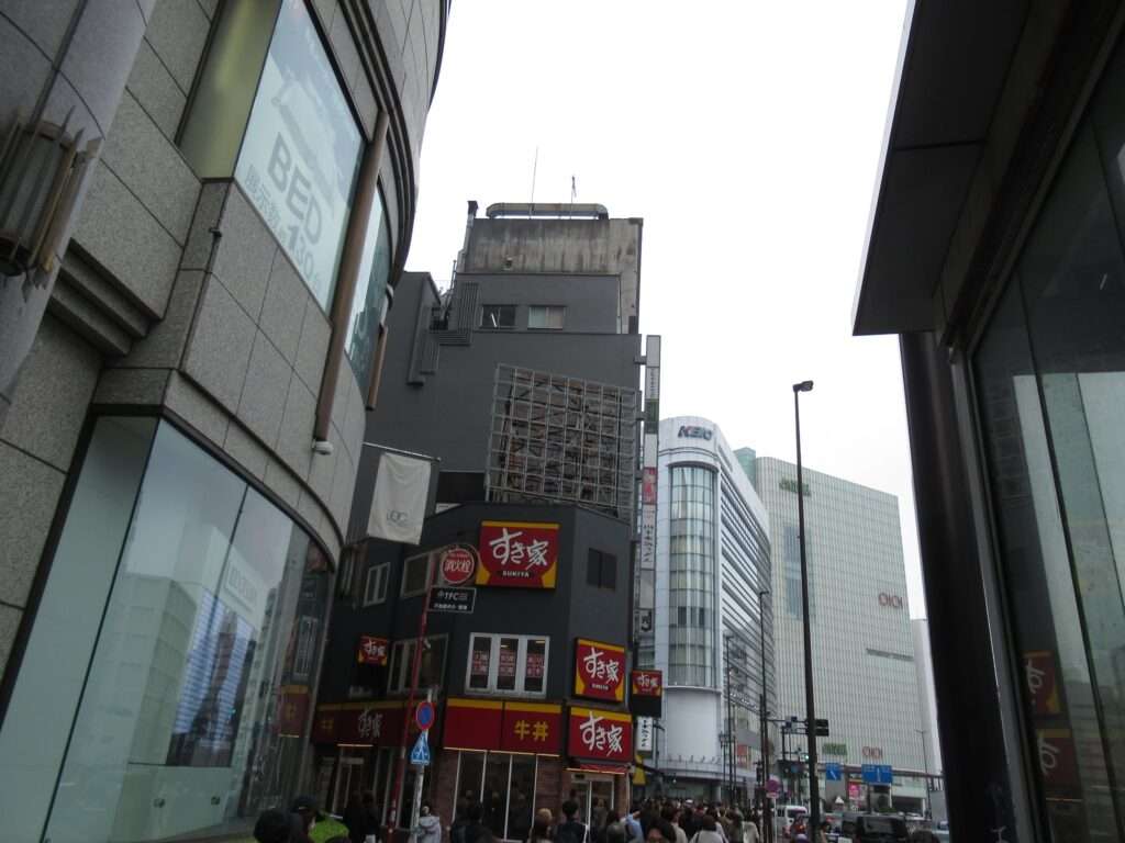 新宿三丁目駅(東京メトロ)