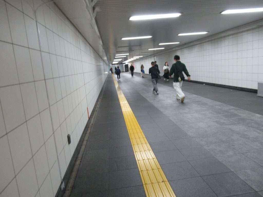 新宿三丁目駅(東京メトロ)