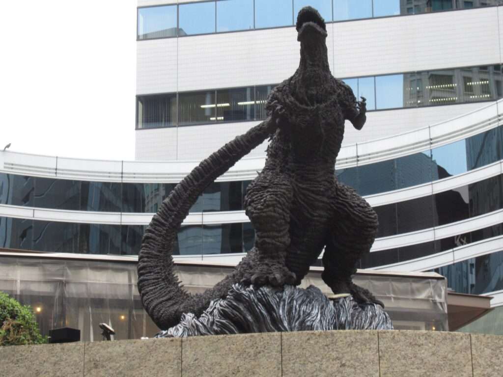 ゴジラ像@日比谷ゴジラスクエア