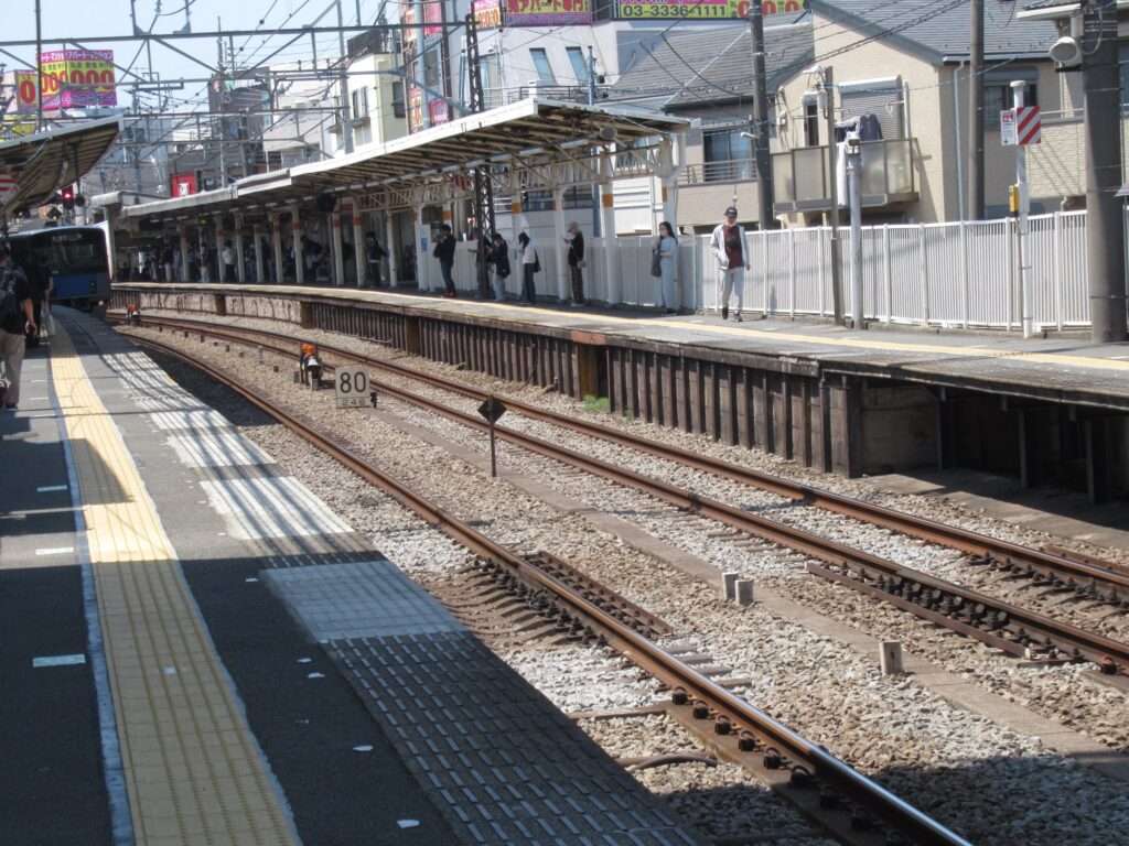 都立家政駅(西武鉄道)