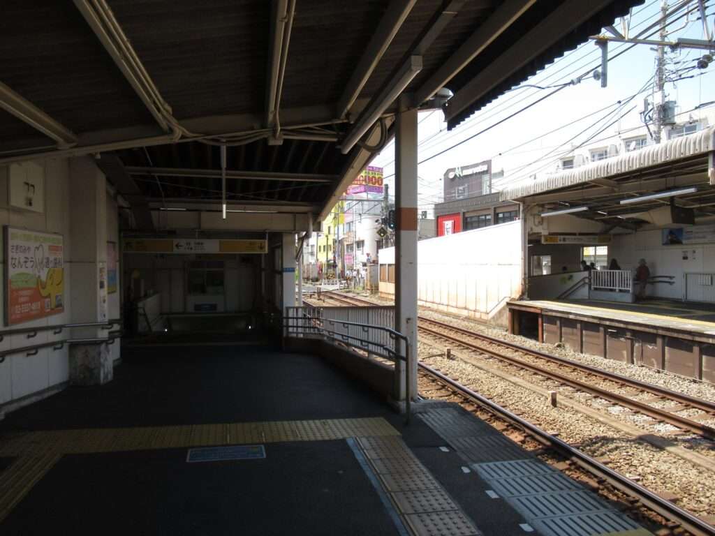 都立家政駅(西武鉄道)
