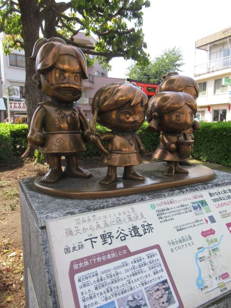 縄文モニュメント@東伏見駅