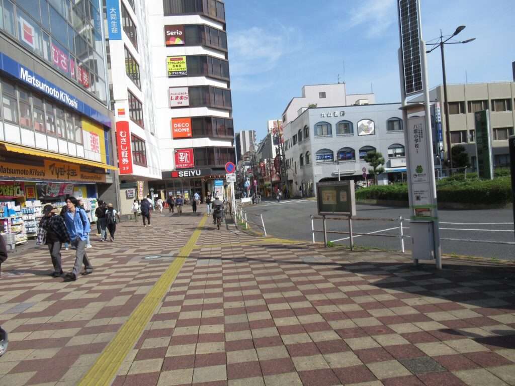 ひがっしー蓋@久米川駅