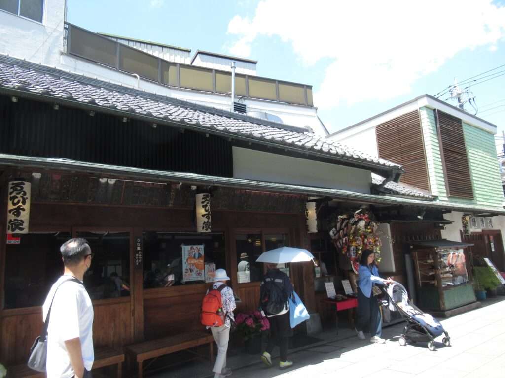 帝釈天参道(葛飾区)