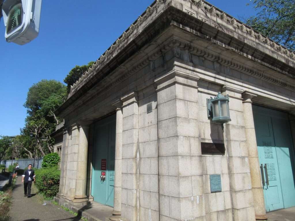 博物館動物園駅跡(京成電鉄)